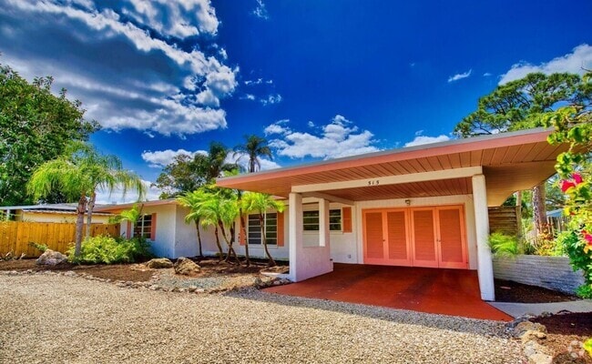 Building Photo - Beach Bungalow on Venice Island ~ Coming J... Rental
