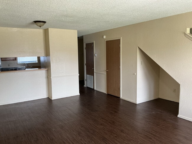 Photo - 4301 Yorkshire Dr Unit 49