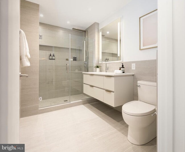 Building Photo - 900 N 9th St Unit D Rental