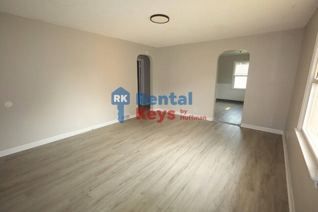 Photo - 732 Wall St