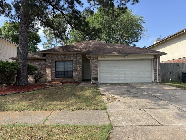 Building Photo - 16419 Salinas Ln
