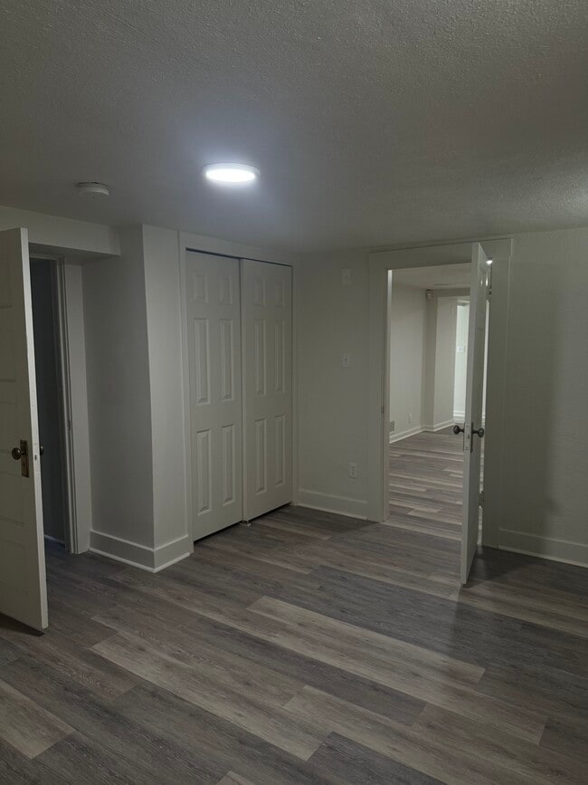 Photo - 3000 S Acoma St