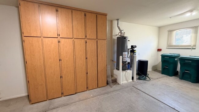 Photo - 21549 Backus Dr