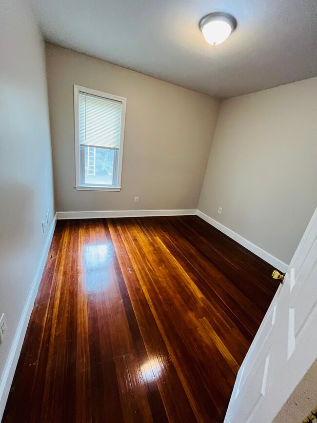 Photo - 545 Heath St Unit #1