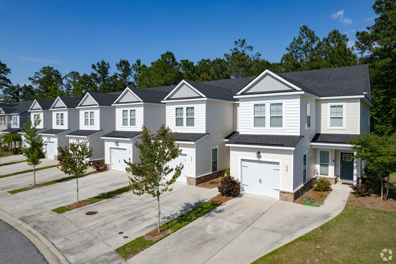 Berkley Walk Townhomes - Berkley Walk Townhomes