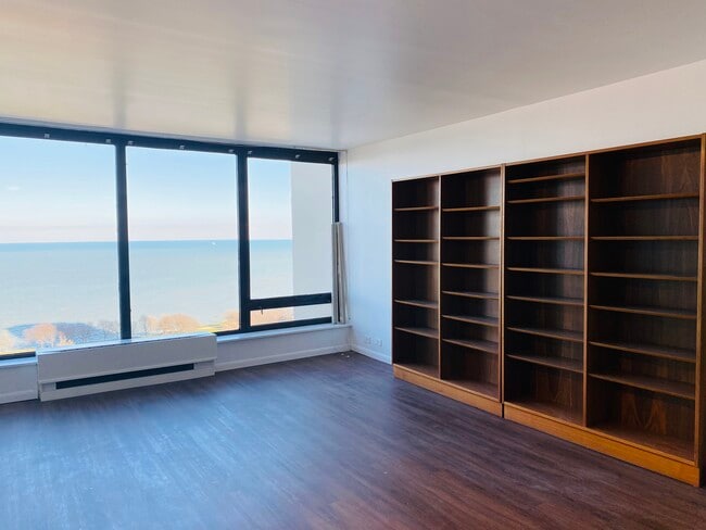 Photo - 5445 N Sheridan Rd Unit 2310