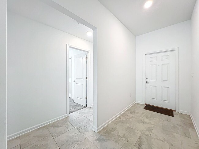 Photo - 4/2 Groveland Home with Solar Panels