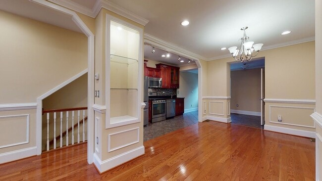 Photo - 1230 Owen Pl NE