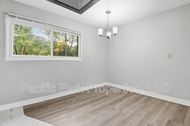 Photo - 3939 Esquire Pl