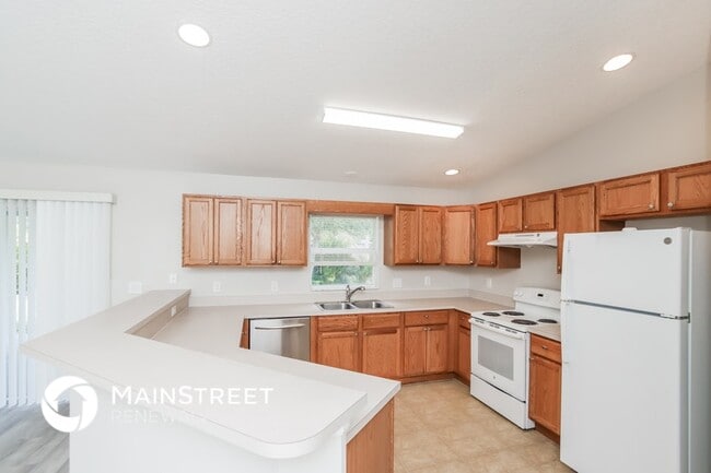 Photo - 1711 Hayworth Cir NW