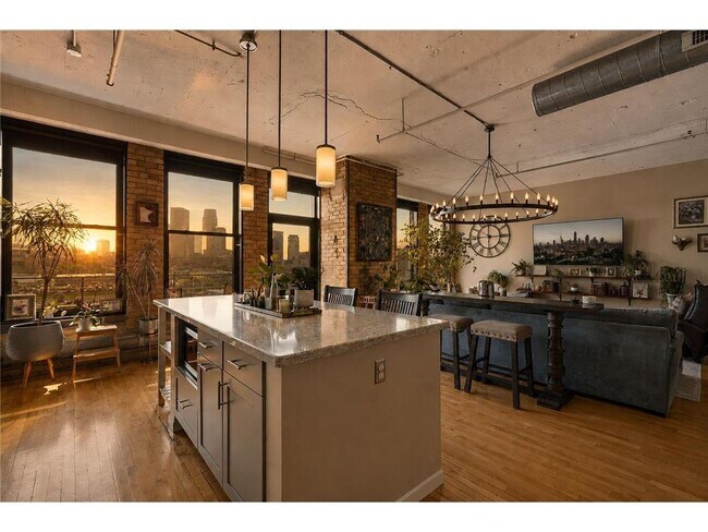 Photo - 290 Market St Unit 611