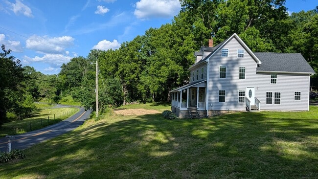 Photo - 4 Bedroom Darlington Home Near State Park