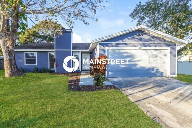 Building Photo - 3 Bedroom Pet-Friendly Home in PALM BAY, FL with Main Street Renewal