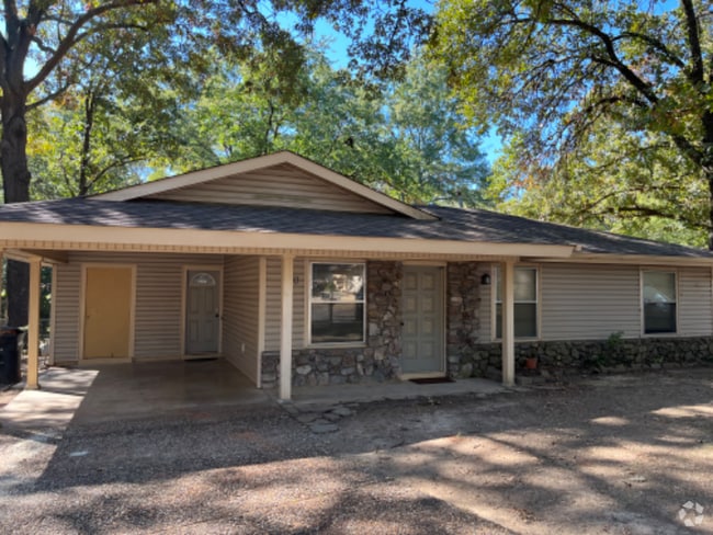 Building Photo - 10 Northhaven Pl Rental