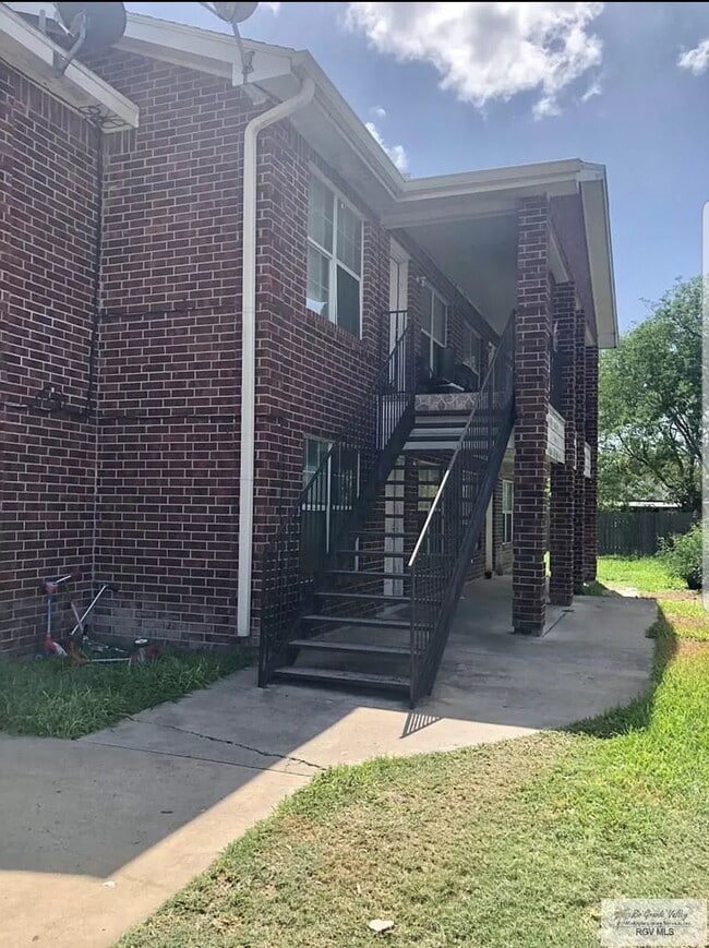 Photo - 1319 Nesmith St Unit A