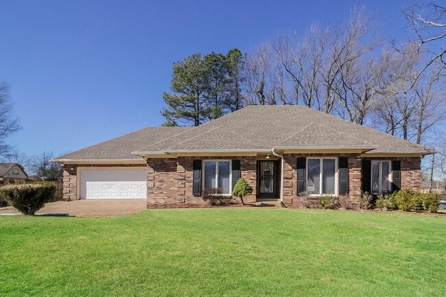 Building Photo - 4237 Monterey Dr Rental