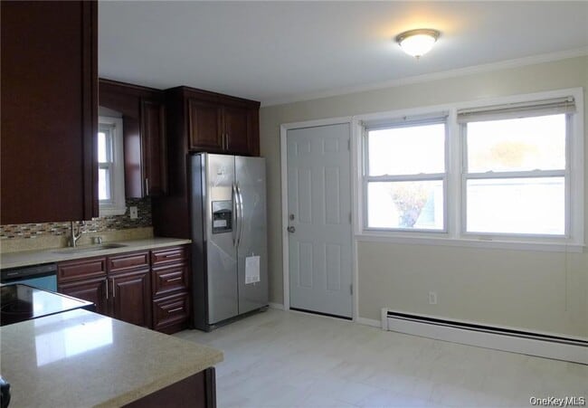 Photo - 156 Truman Ave