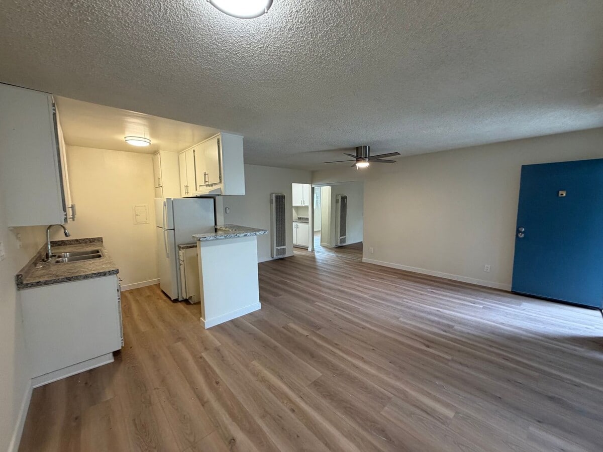 1322 Stanford St - 1322 Stanford St