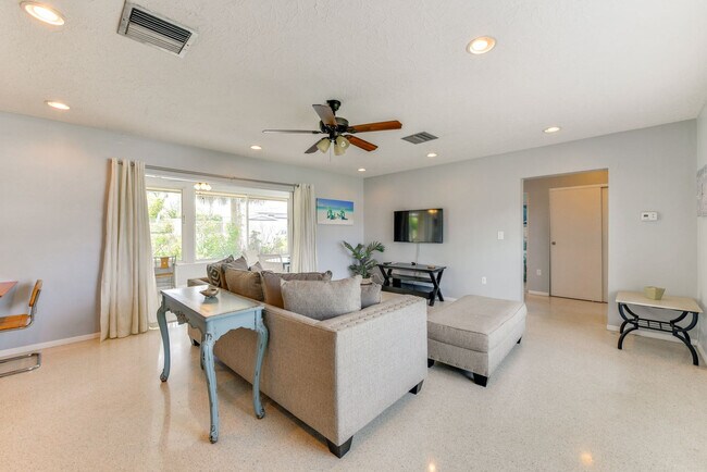 1648 Idle Ln Unit SI ID1546216P
