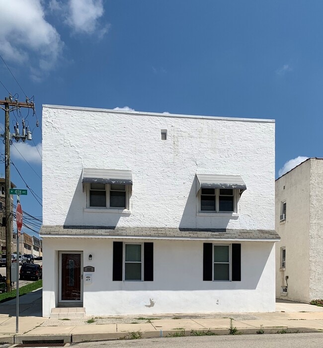 Building Photo - 152 W 4th Ave Unit 1F