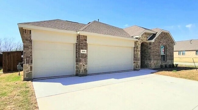 Photo - 1000 Chip St