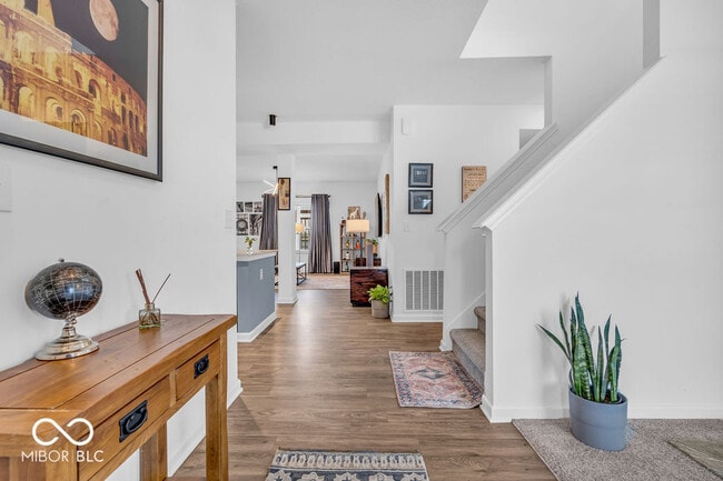 Photo - 5256 Bramwell Ln