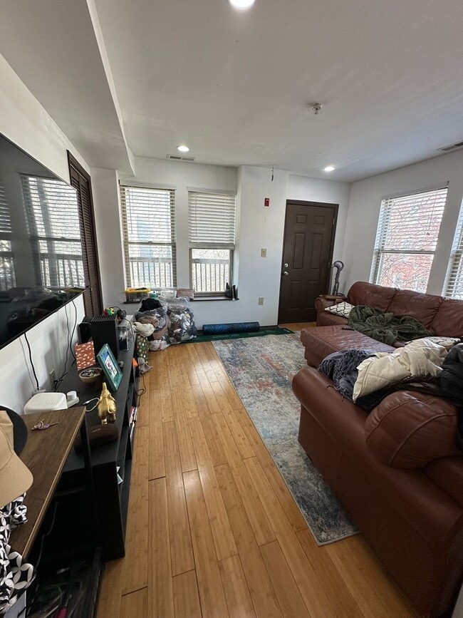 Photo - 724 S 20th St Unidad 2nd FL