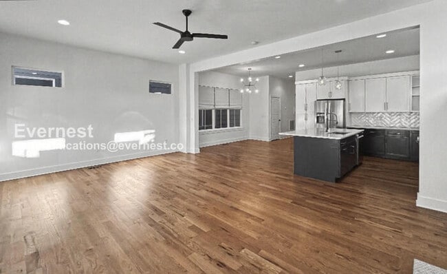 Photo - 113 Creighton Ave