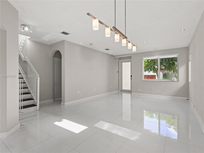 Photo - 15392 SW 25th Terrace