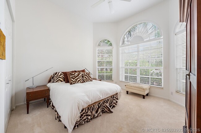 8080 Sandhill Ct