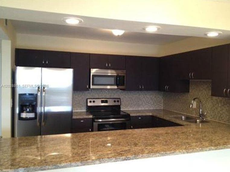 Photo - 2500 Parkview Dr Unit 307