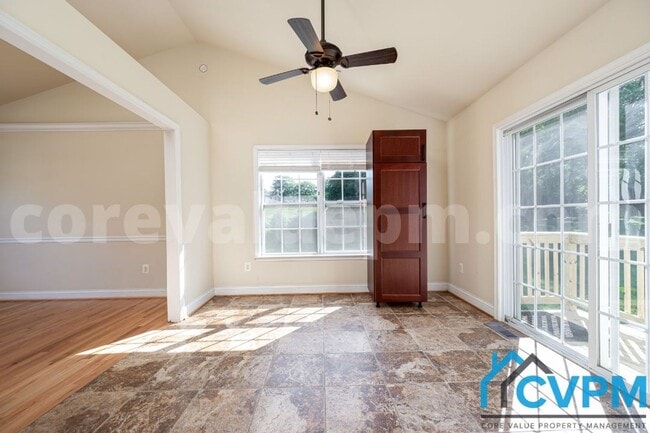 Photo - 4417 Poplar Ave