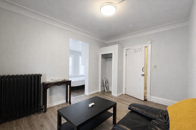 Photo - 149 Burgar St Unité 2