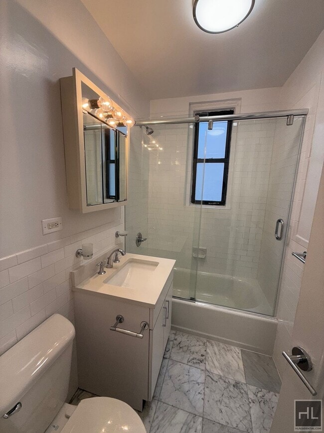 Photo - EAST 46 STREET Unit 9R