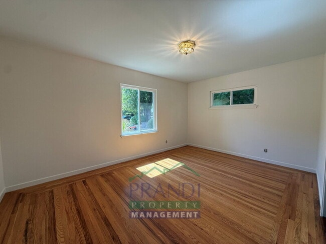 Photo - 312 Las Flores Ave