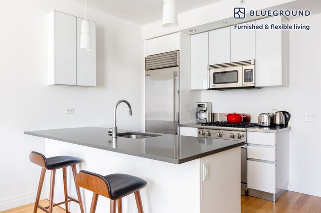 Photo - 550 W 54th St Unidad SI FL31-ID407