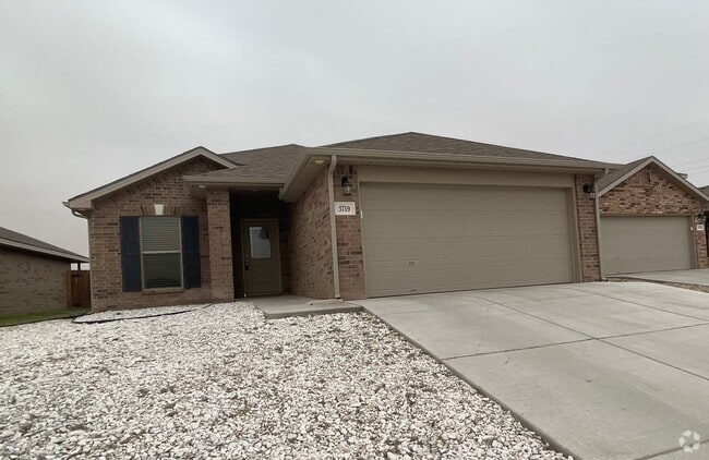 Building Photo - Cozy Home in Frenship ISD!