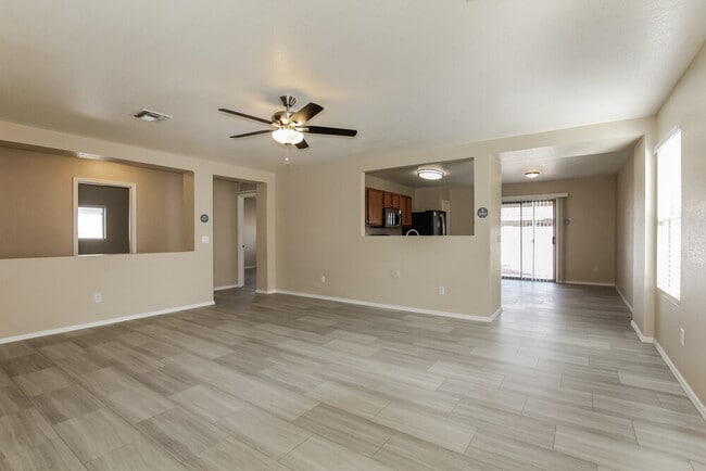 Photo - 3042 W Casino Ave