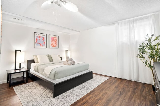 Photo - 64 Riverbirch Rd SE Unité SI ID1314520P