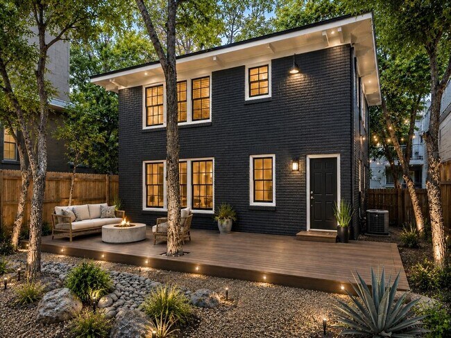 Photo - 2623 Salado St
