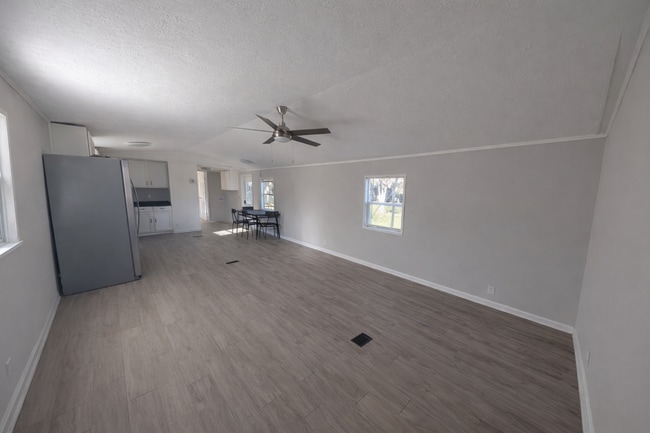 Photo - 5094 Red Barn Rd