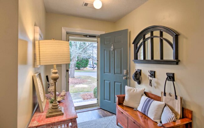 Photo - 210 Woodhaven Ct Unidad 210