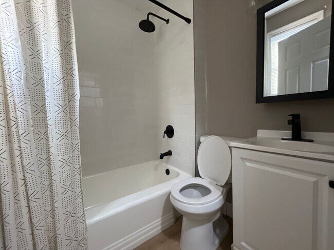 Photo - Fully Renovated and Modern 3-Bedroom, 1-Ba...