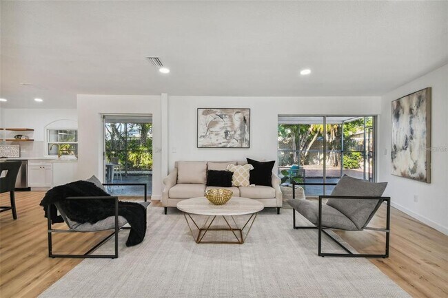 Photo - 1949 Dolphin Blvd S