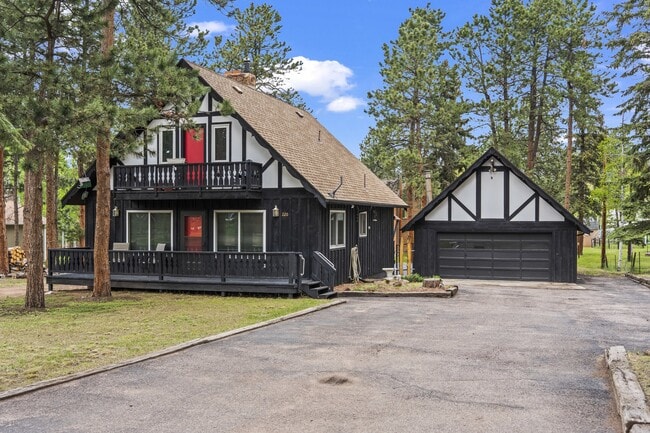 Photo - 220 Wildflower Dr