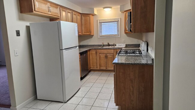 Photo - 667 Indian Church Rd Unit APT 3