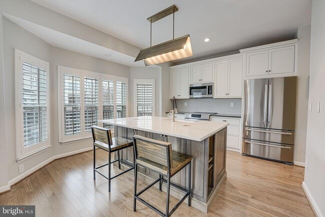 Photo - 45816 Matador Terrace