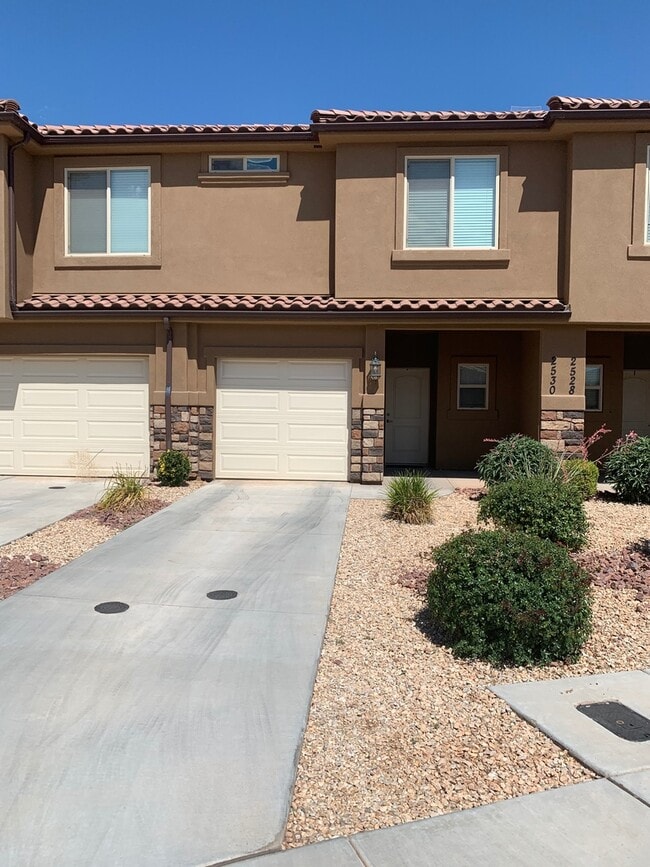 Photo - Tuscany at Cliffrose Townhome