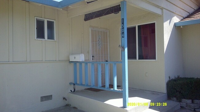 Building Photo - Fairfield Terrace Rental
