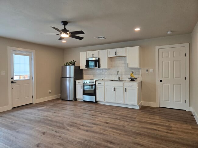 Photo - 4411 Dovewood Dr